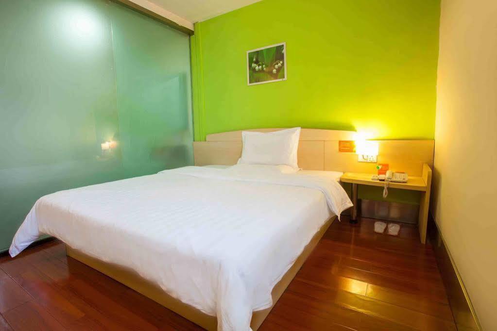 7 Days Anzhen Hotel 2*